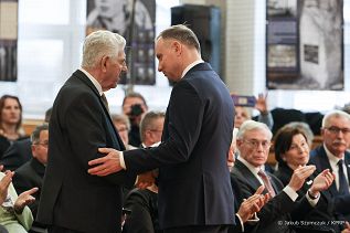 011_Andrzej_Duda_Skierbieszow_80_rocznica_wysiedlen_20221127_JS__1560.jpg