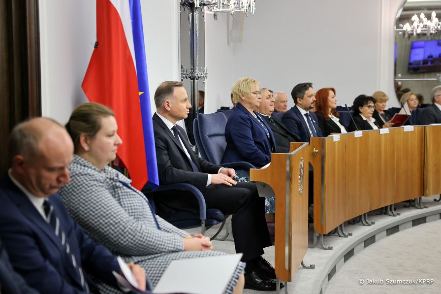 005_20221128_Andrzej_Duda_100_Rocznica_Pierwszego-Pos_Senatu_JSZ_3739.jpg