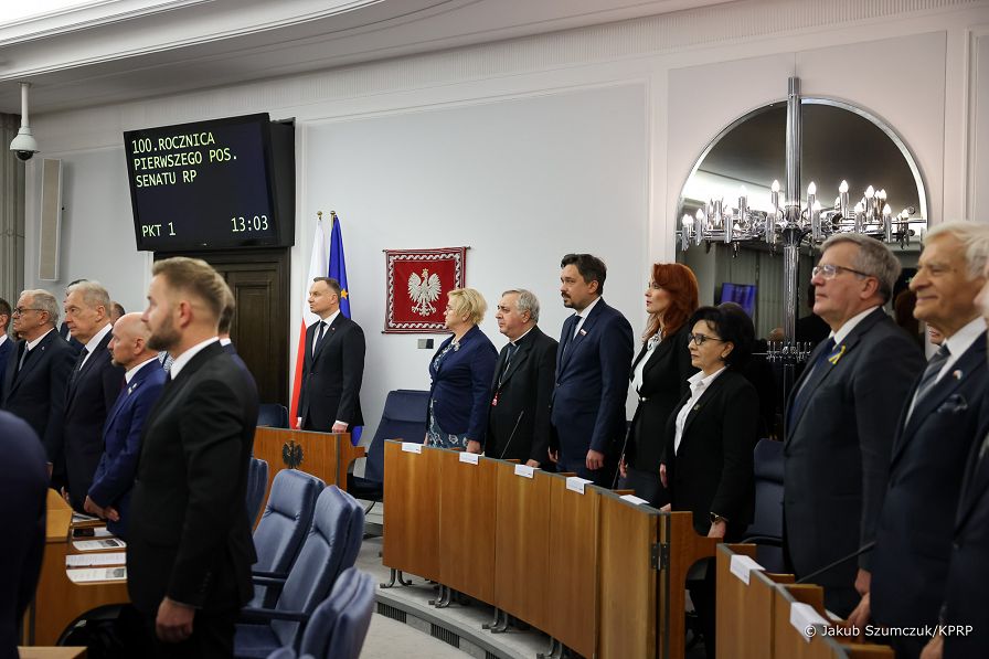 006_20221128_Andrzej_Duda_100_Rocznica_Pierwszego-Pos_Senatu_JSZ_3766.jpg