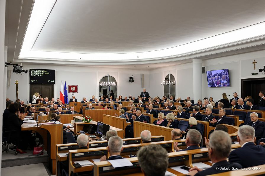 007_20221128_Andrzej_Duda_100_Rocznica_Pierwszego-Pos_Senatu_JSZ_3770.jpg
