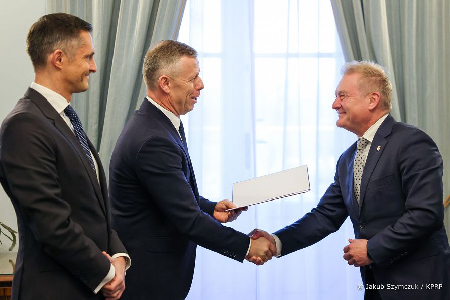 001_Piotr_Cwik_RDS_20221129_JSZ_4164.jpg