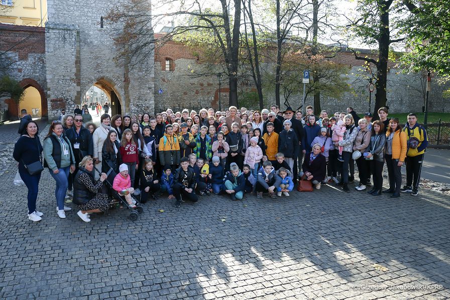 13__Agata_Kornhauser_Duda_dzieci_z_Urkainy_Krakow_20221103_GJB_8607.jpg