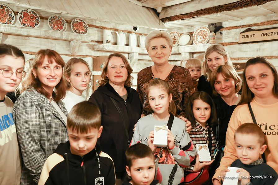 35__Agata_Kornhauser_Duda_dzieci_z_Urkainy_Krakow_20221103_GJB_9001.jpg