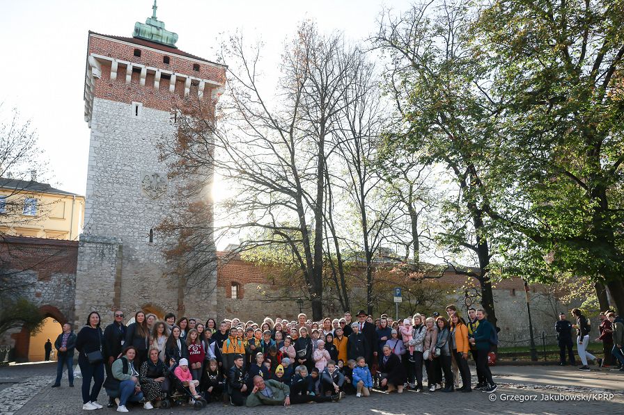 14__Agata_Kornhauser_Duda_dzieci_z_Urkainy_Krakow_20221103_GJB_8617.jpg