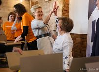 010_20221130_Agata_Kornhauser_Duda_Paczki_Swiateczna_Zbiorka_Zywnosci_GJB_5501.jpg