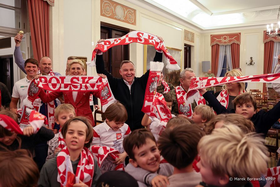 013_20221130_Para_Prezydencka_Mecz_Polska_Mistrzostwa_Swiata_MB1_2728.jpg