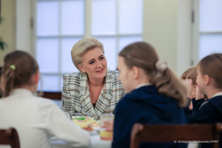 018_20221130_Agata_Kornhauser_Duda_Szkola_Przymierza_Rodzin_GJA_4705.jpg
