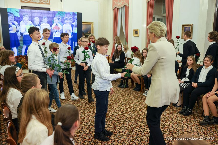 003_Agata_Kornhauser-Duda_wycieczka_SP_Bilgoraj_20221104_GJB_9078.jpg