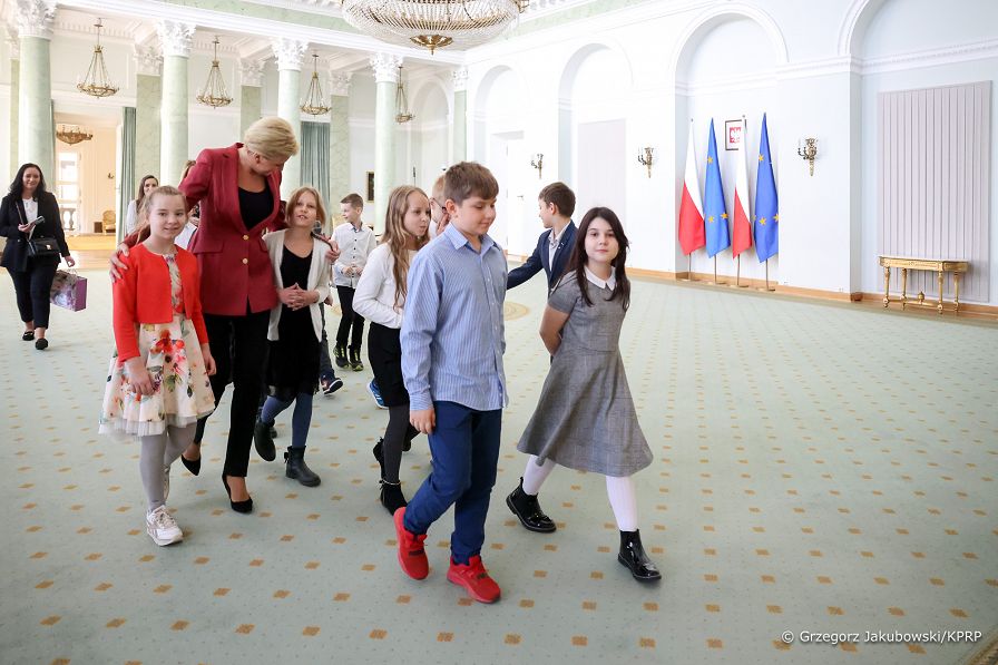 19__Agata_Kornhauser_Duda_uczniowie_Marki_20221108_GJB_9856.jpg