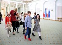 19__Agata_Kornhauser_Duda_uczniowie_Marki_20221108_GJB_9856.jpg