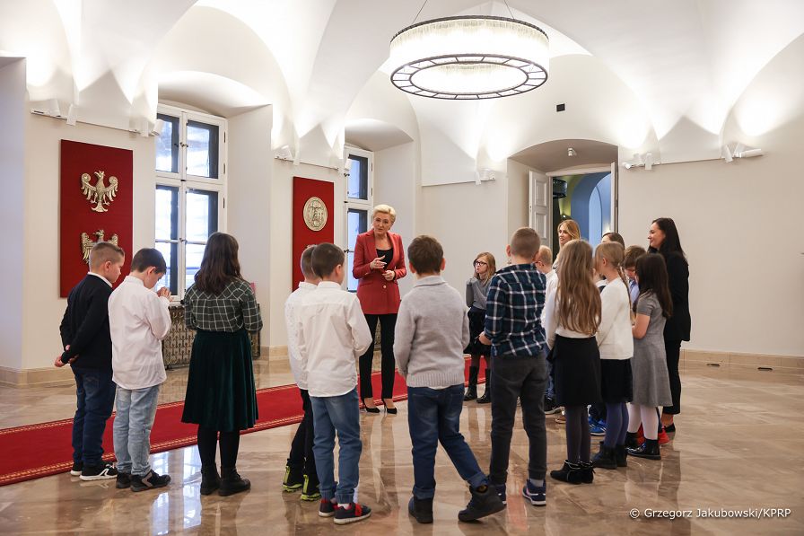 07__Agata_Kornhauser_Duda_uczniowie_Marki_20221108_GJB_9706.jpg