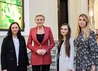 23__Agata_Kornhauser_Duda_uczniowie_Marki_20221108_GJB_9905.jpg