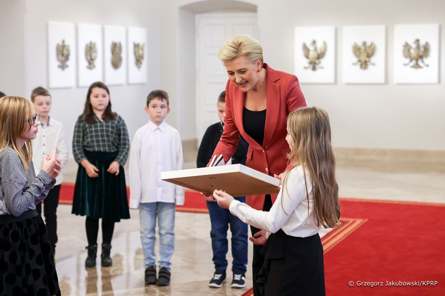 14__Agata_Kornhauser_Duda_uczniowie_Marki_20221108_GJB_9773.jpg