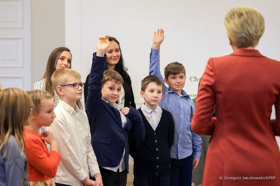 13__Agata_Kornhauser_Duda_uczniowie_Marki_20221108_GJA_8564.jpg