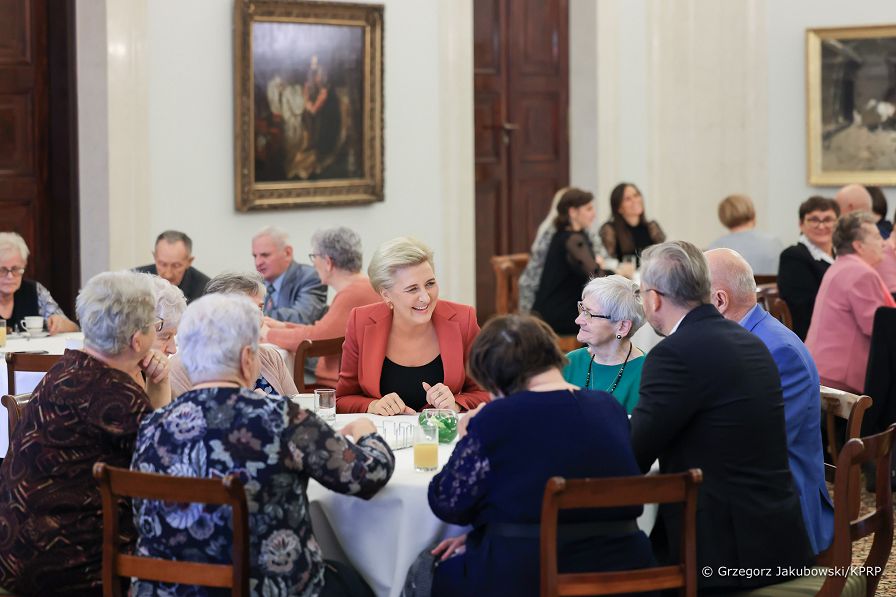 12__Agata_Kornhauser_Duda_seniorzy_Rypin_20221108_GJA_8746.jpg