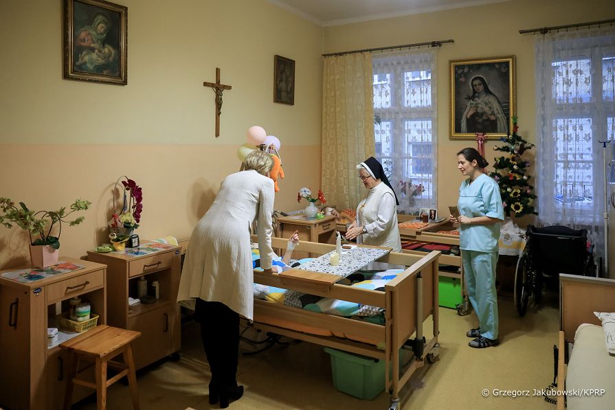 008_20221201_Agata_Kornhauser_Duda_Hospicjum_Siostr_Felicjanek_GJA_5135.jpg