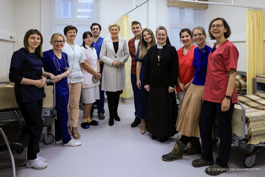 019_20221201_Agata_Kornhauser_Duda_Hospicjum_Siostr_Felicjanek_GJA_5334.jpg