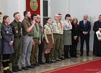 008_Para_Prezydencka_Swiatelko_Betlejemskie_20221212_MB2_4492.jpg