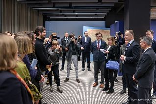 003_20221212_Andrzej_Duda_Berlin_Wystawa_JSZ_8787_.jpg