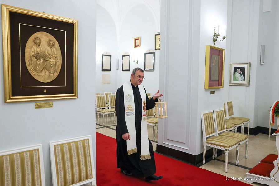 010_Para_Prezydencka_Swiatelko_Betlejemskie_20221212_MB1_6631.jpg