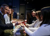 002_20221212_Andrzej_Duda_Berlin_Ukrainscy_Wolontariusze__JSZ_8884_.jpg