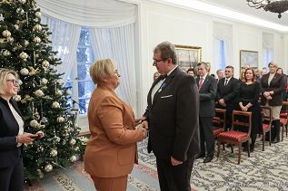 024_Grazyna_Ignaczak-Bandych_odznaczenia_100_niepodleglosci_20221215_PK1_8342.jpg