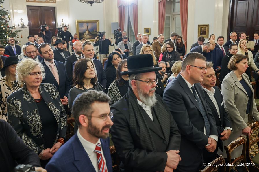 05__Andrzej_Agata_Duda_Chanuka_20221219_GJB_4464.jpg