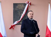 001_20221219_Andrzej_Duda_Tablica_Wojciechowski_MB2_7093_.jpg