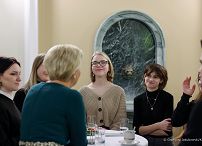 021_20221202_Agata_Kornhauser_Duda_ozdabianie_choinki_GJB_6918.jpg