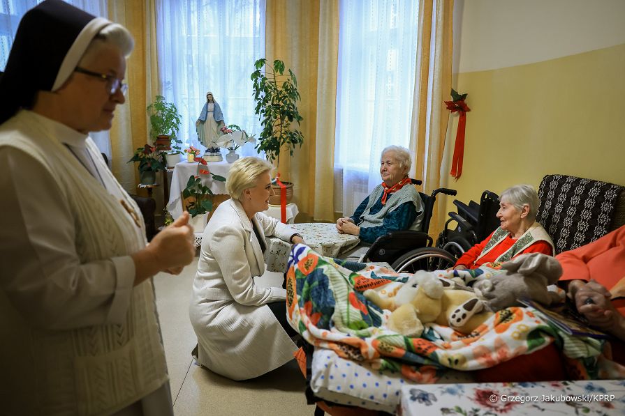 005_20221201_Agata_Kornhauser_Duda_Hospicjum_Siostr_Felicjanek_GJA_5015.jpg