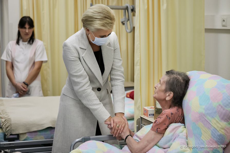 018_20221201_Agata_Kornhauser_Duda_Hospicjum_Siostr_Felicjanek_GJB_5787.jpg