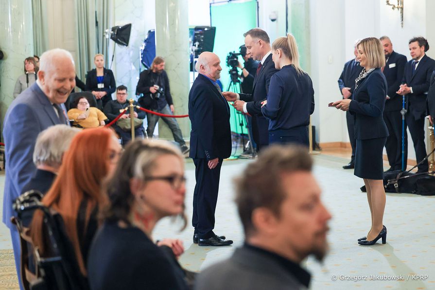 011_Para_Prezydencka_odznaczenia_niepelnosprawni_20221202_GJA_5483.jpg