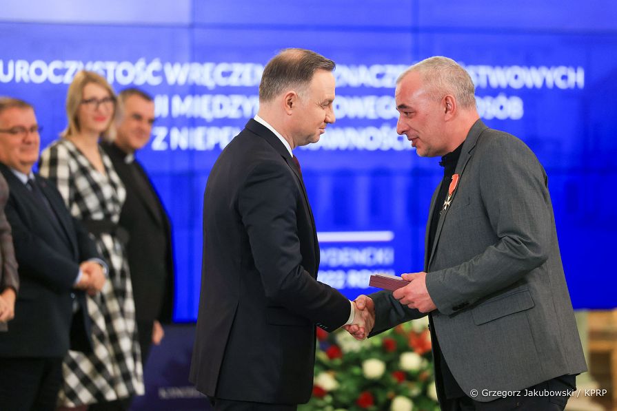 014_Para_Prezydencka_odznaczenia_niepelnosprawni_20221202_GJA_5526.jpg