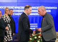 014_Para_Prezydencka_odznaczenia_niepelnosprawni_20221202_GJA_5526.jpg