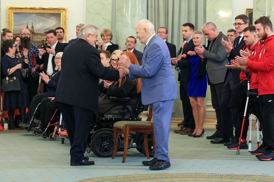 003_Para_Prezydencka_odznaczenia_niepelnosprawni_20221202_GJA_5387.jpg