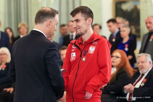 015_Para_Prezydencka_odznaczenia_niepelnosprawni_20221202_GJA_5588.jpg