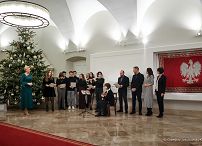 001_20221202_Agata_Kornhauser_Duda_ozdabianie_choinki_GJB_6482.jpg