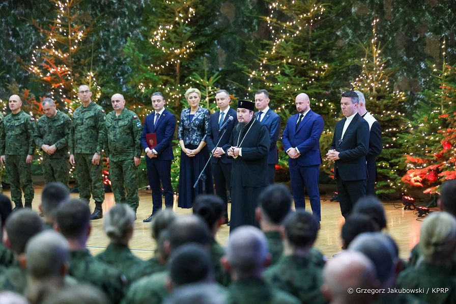 009_Para_Prezydencka_Rzeszow_spotkanie_przedswiateczne_zolnierze_20221220_GJB_5332.jpg