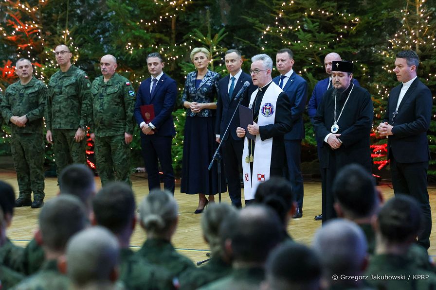 007_Para_Prezydencka_Rzeszow_spotkanie_przedswiateczne_zolnierze_20221220_GJB_5297.jpg