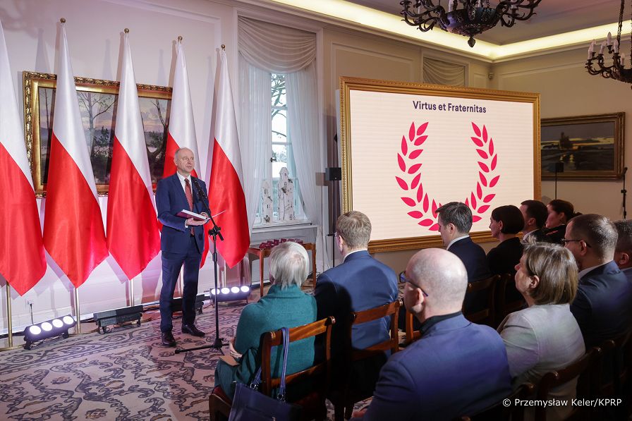 01__Wojciech_Kolarski_medale_Virtus_et_Fraternitas_20221220_PK1_4030.jpg