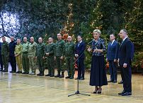 029_Para_Prezydencka_Rzeszow_spotkanie_przedswiateczne_zolnierze_20221220_GJB_5187.jpg