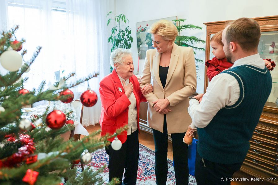 009_Agata_Kornhauser-Duda_wizyta_kombatantka_20221219_PK1_2554.jpg