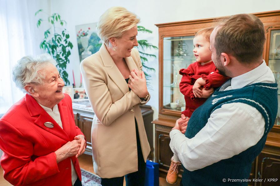 011_Agata_Kornhauser-Duda_wizyta_kombatantka_20221219_PK1_2606.jpg