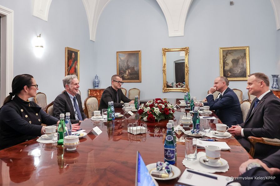 005_20221205_Anrzej_Duda_Spotkanie_Prezes_Netflix_PK1_3672.jpg