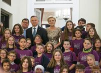 049_Para_Prezydencka_Mikolajki_z_dziecmi_20221206_GJB_9064.jpg