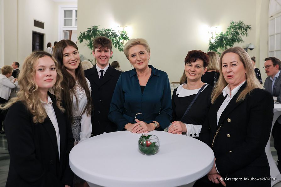 26__Agata_Kornhauser_Duda_Fundacja_Swietego_Mikolaja_20221206_GJA_9077.jpg