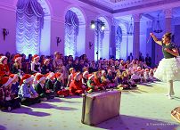 007_Agata_Kornhauser-Duda_Mikolajki_z_dziecmi_20221206_PK1_4378.jpg