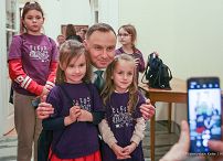 033_Andrzej_Duda_Mikolajki_z_dziecmi_20221206_PK1_5738.jpg