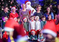 040_Agata_Kornhauser-Duda_Mikolajki_z_dziecmi_20221206_GJB_8843.jpg