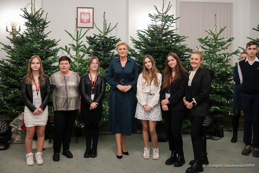 10__Agata_Kornhauser_Duda_Fundacja_Swietego_Mikolaja_20221206_GJA_8899.jpg
